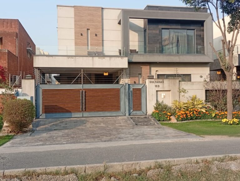 electric fence in bahria town lahore